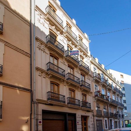 Luxurious & Alluring Home In Historic Town Valência Exterior foto