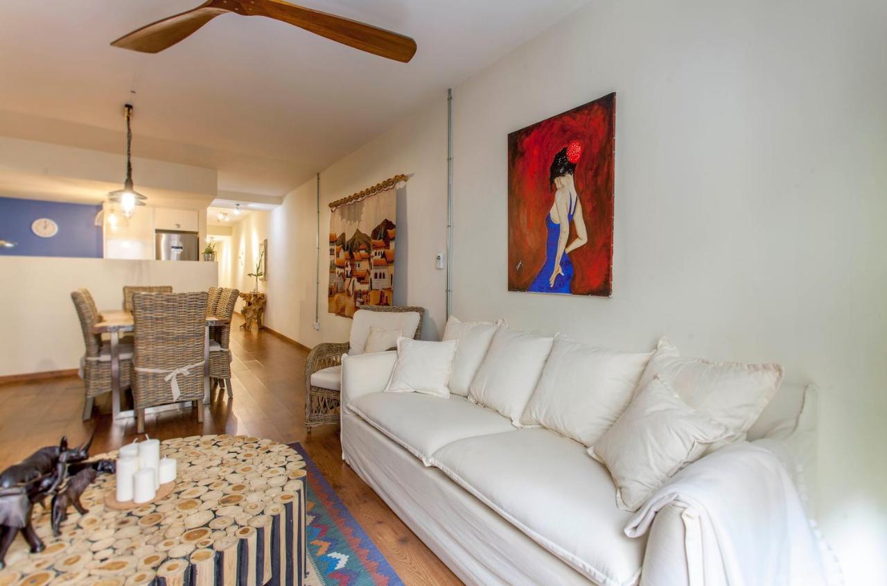 Luxurious & Alluring Home In Historic Town Valência Exterior foto